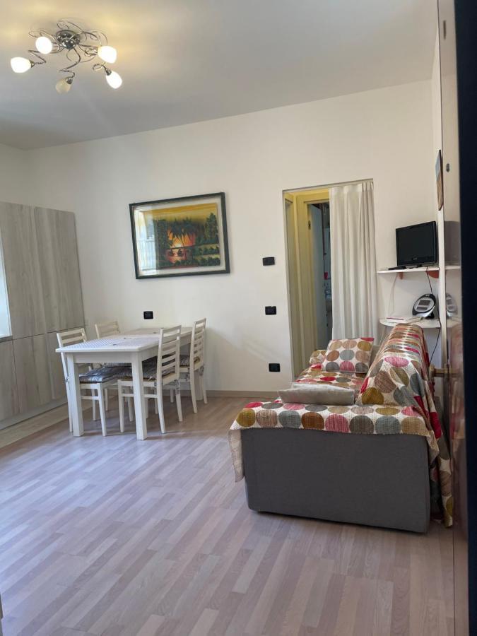 Alla Tomba Di Giulietta Apartment Verona Bagian luar foto