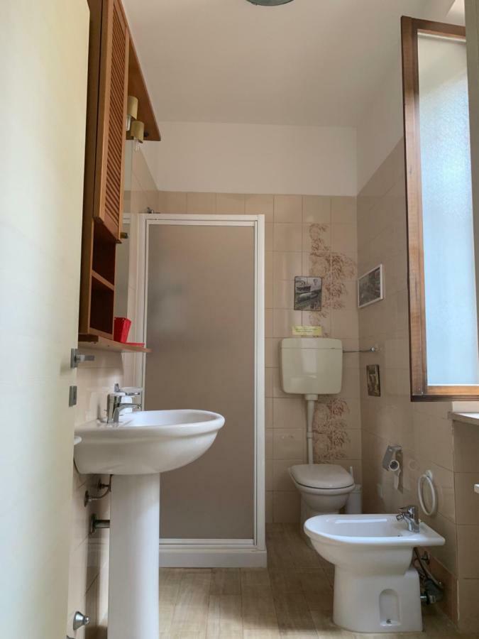 Alla Tomba Di Giulietta Verona Bagian luar foto