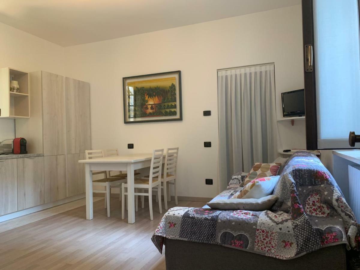 Alla Tomba Di Giulietta Verona Bagian luar foto
